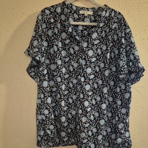 LOFT Black and White Floral Blouse